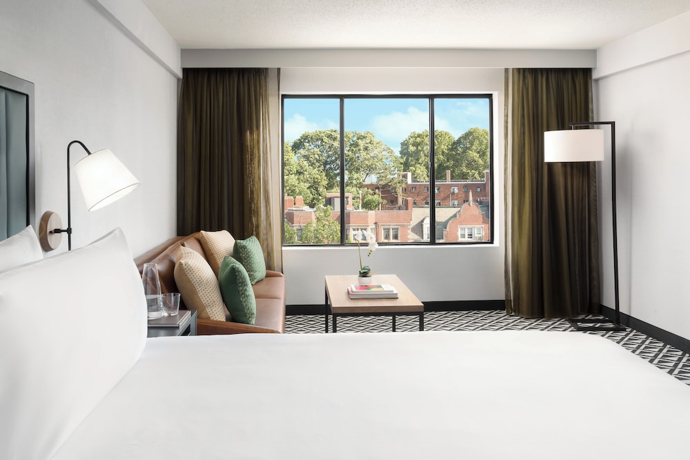 Arcadian Hotel — Hotel rooms in Brookline, Massachusetts