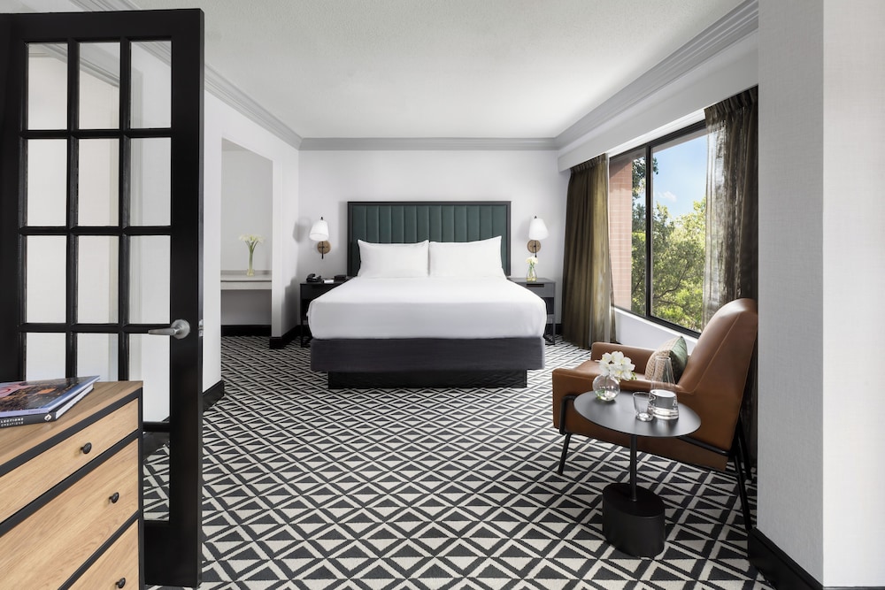 Arcadian Hotel — Hotel rooms in Brookline, Massachusetts