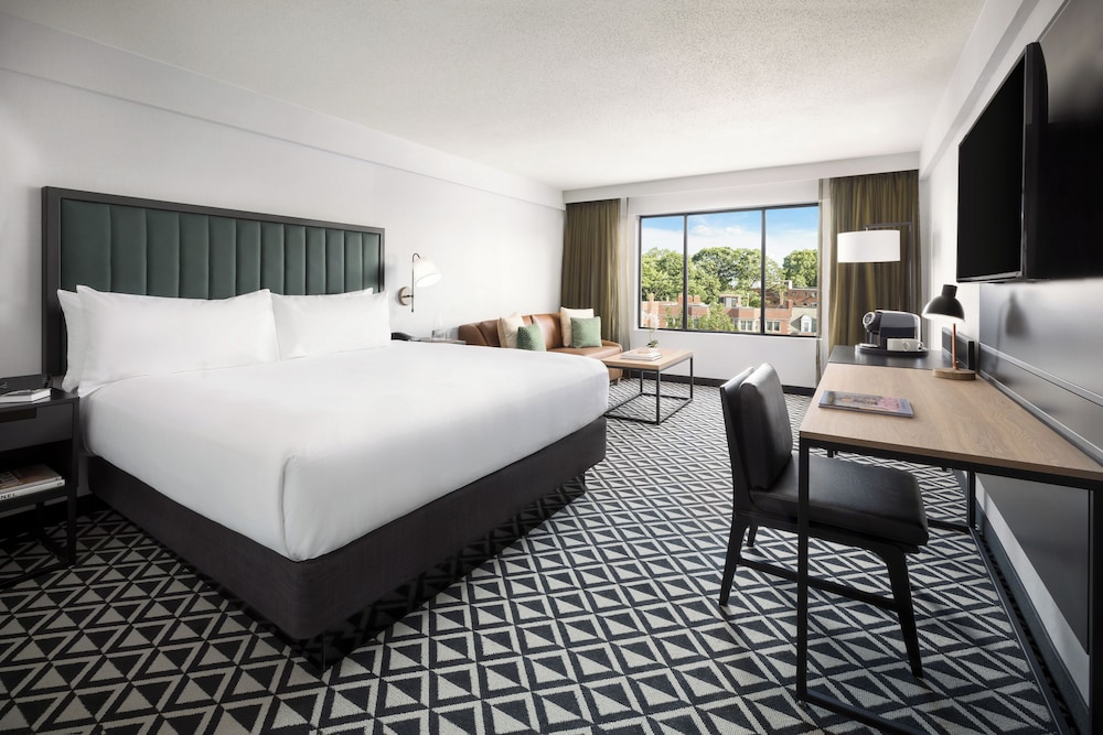 Arcadian Hotel — Hotel rooms in Brookline, Massachusetts
