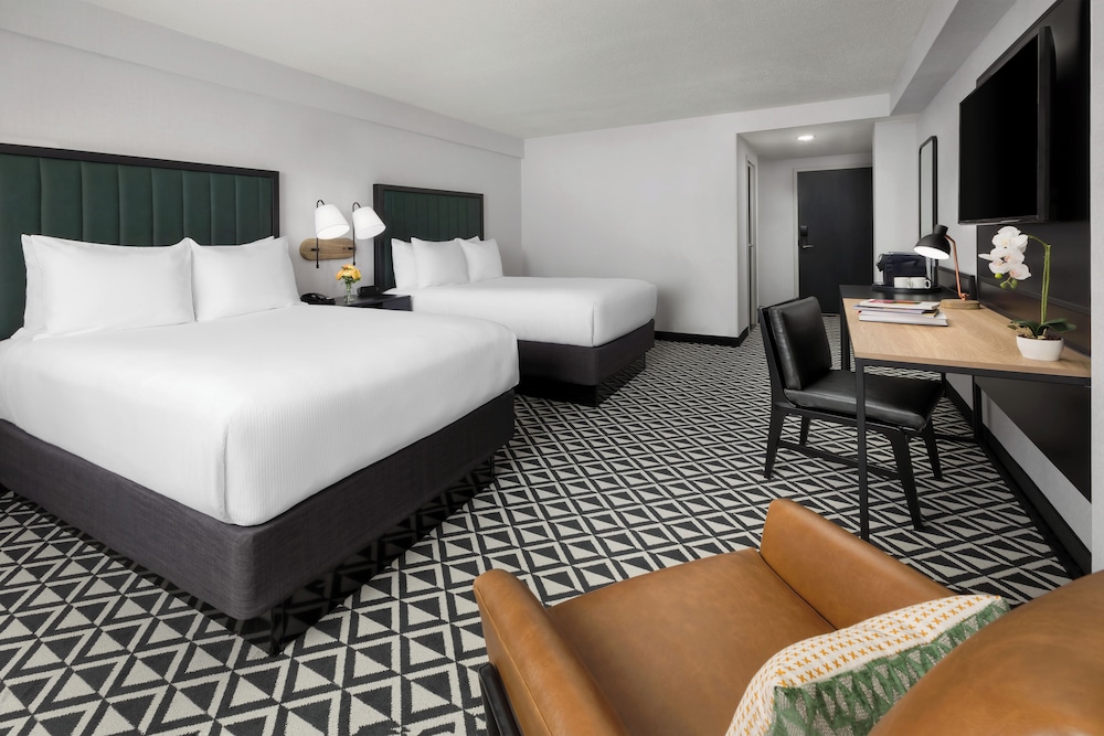 Arcadian Hotel — Hotel rooms in Brookline, Massachusetts