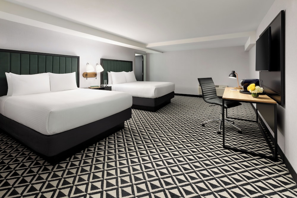 Arcadian Hotel — Hotel rooms in Brookline, Massachusetts