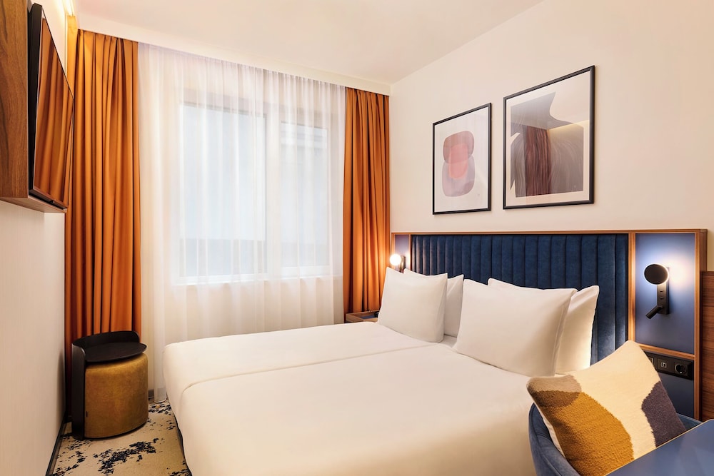 voco Budapest D8 by IHG — Hotel rooms in Budapest, Budapest