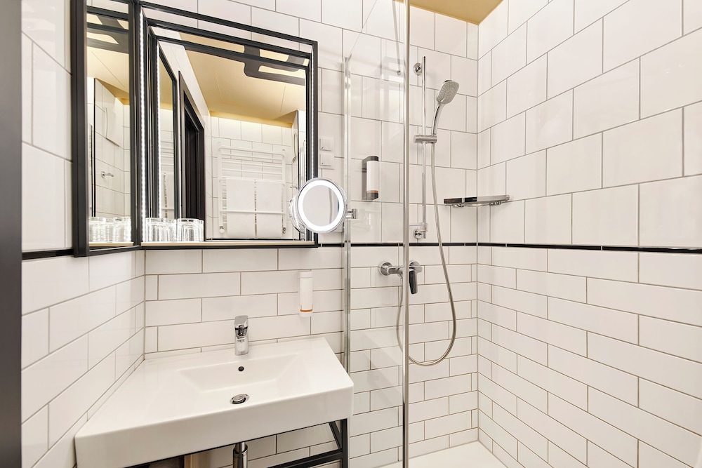 voco Budapest D8 by IHG — Hotel rooms in Budapest, Budapest