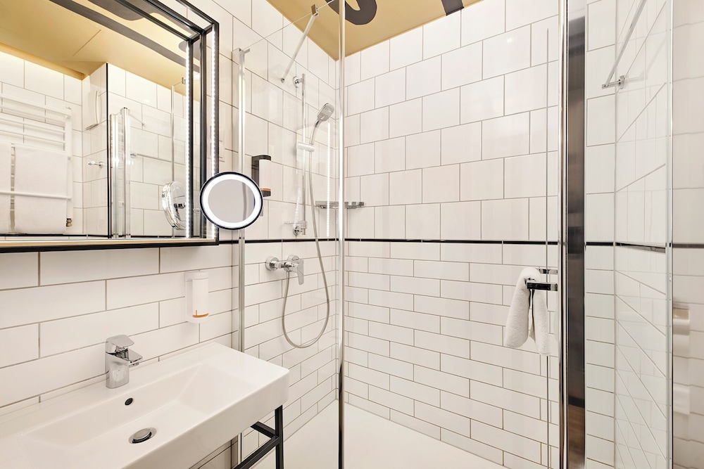 voco Budapest D8 by IHG — Hotel rooms in Budapest, Budapest