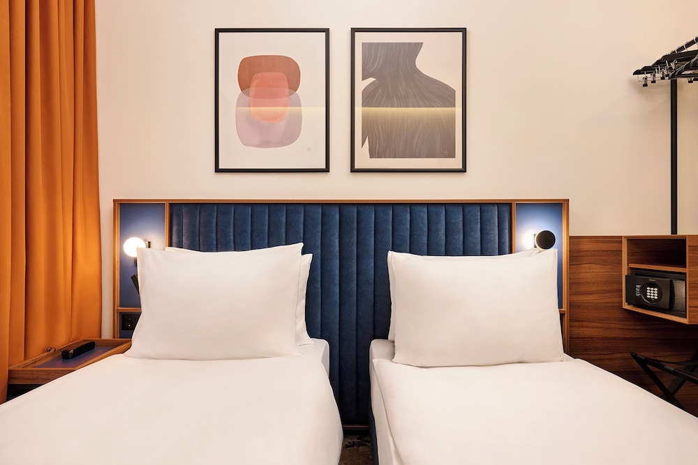 voco Budapest D8 by IHG — Hotel rooms in Budapest, Budapest