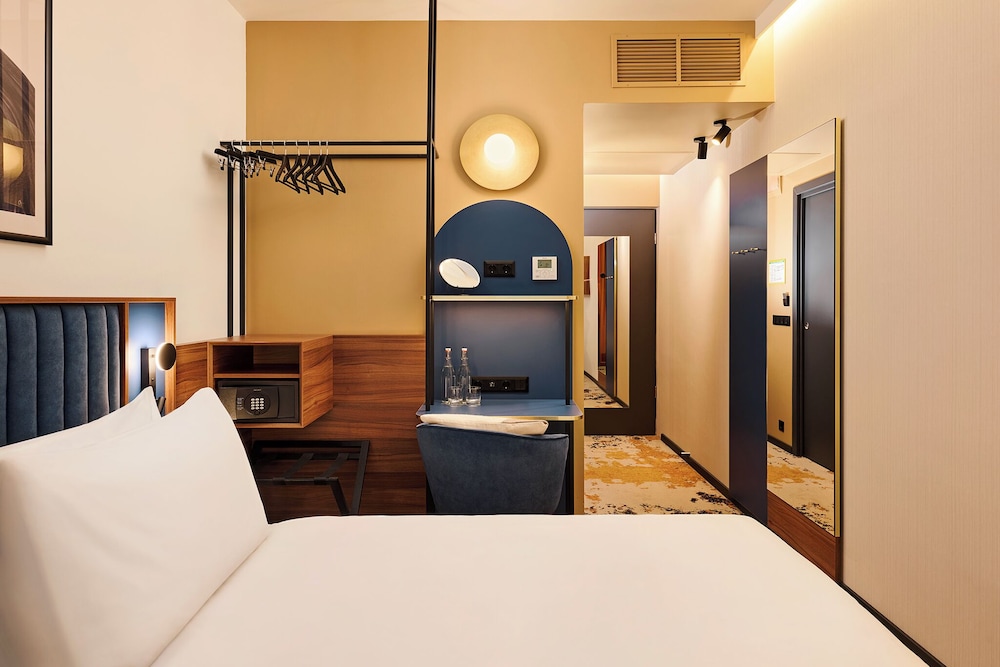 voco Budapest D8 by IHG — Hotel rooms in Budapest, Budapest