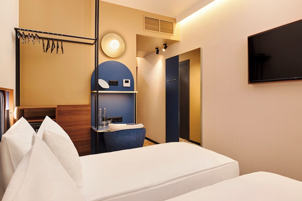 voco Budapest D8 by IHG — Hotel rooms in Budapest, Budapest