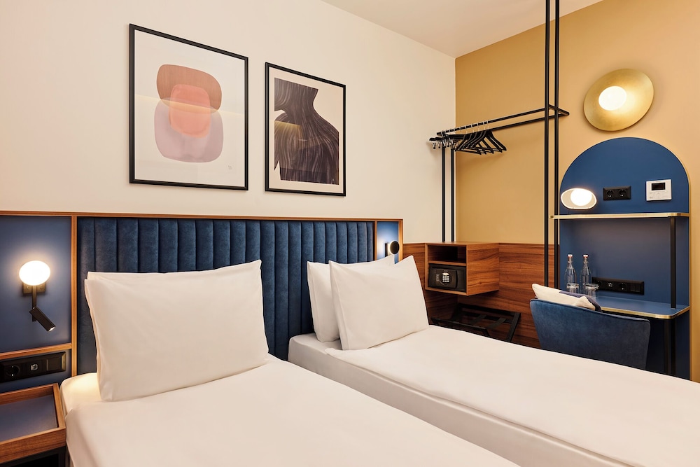 voco Budapest D8 by IHG — Hotel rooms in Budapest, Budapest