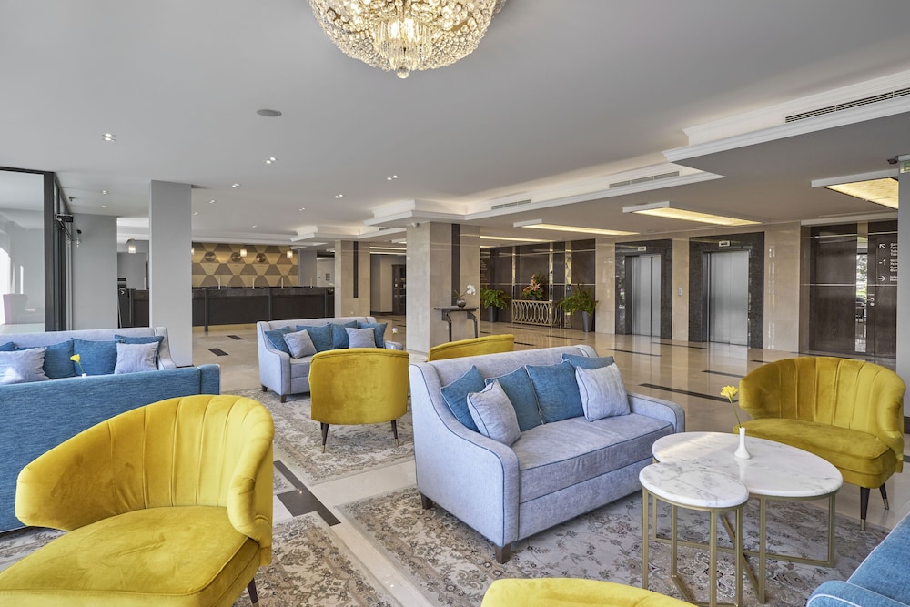 Radisson Hotel Plovdiv — Hotel building in Plovdiv, Plovdiv