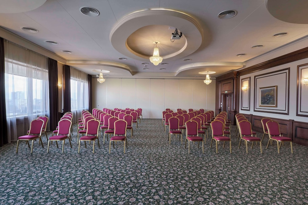 Radisson Hotel Plovdiv — Hotel building in Plovdiv, Plovdiv