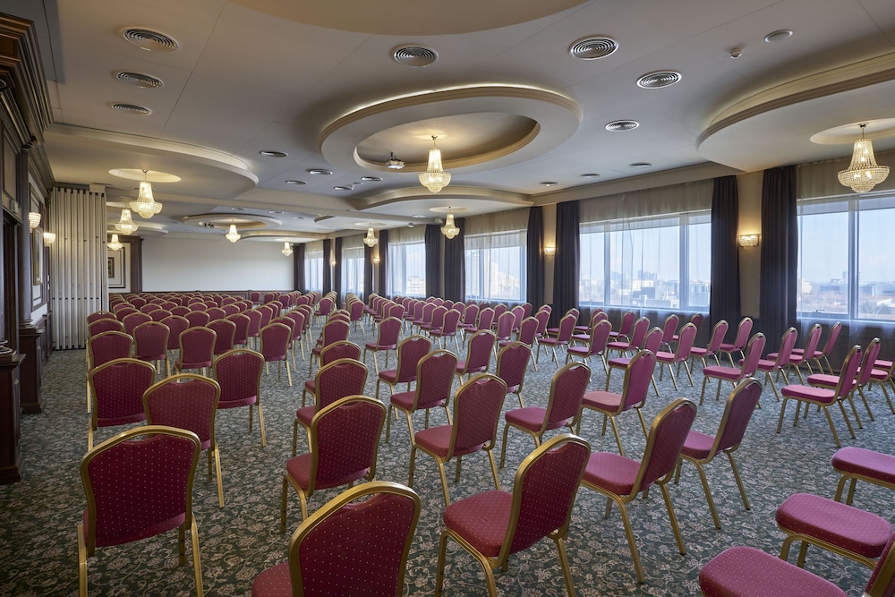 Radisson Hotel Plovdiv — Hotel building in Plovdiv, Plovdiv