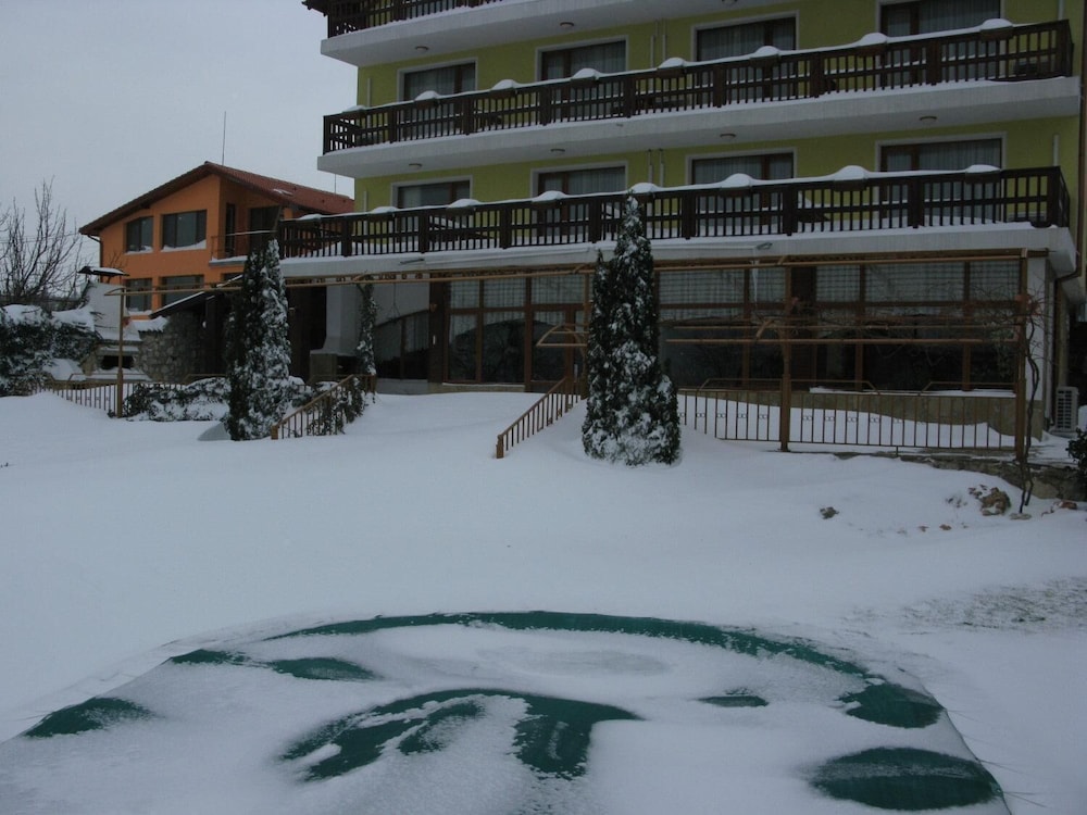 Margarita — Hotel building in Varna, Varna Region