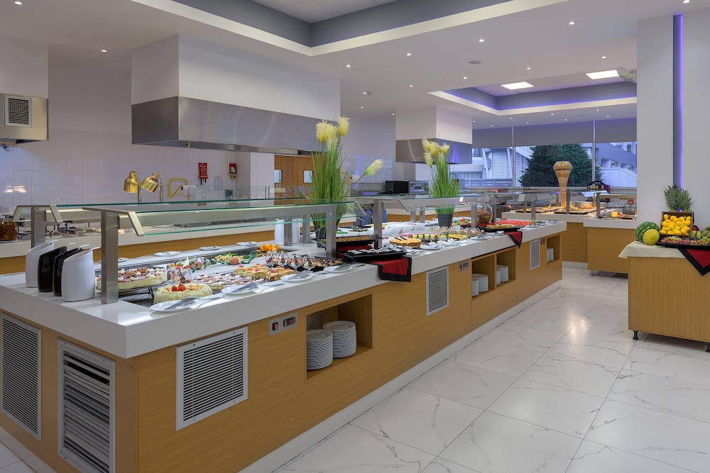 Oceanis Park Hotel — Restaurant in Ialyssos, South Aegean