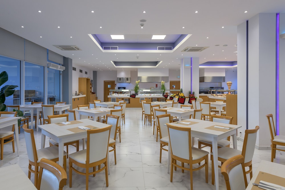 Oceanis Park Hotel — Restaurant in Ialyssos, South Aegean