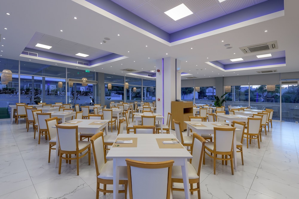 Oceanis Park Hotel — Restaurant in Ialyssos, South Aegean