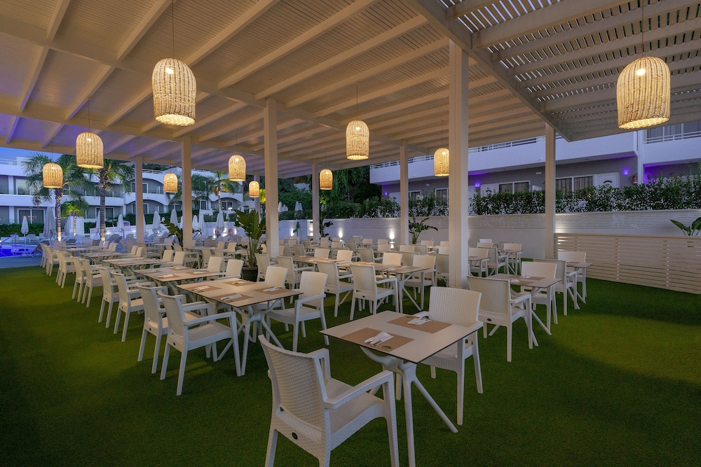 Oceanis Park Hotel — Restaurant in Ialyssos, South Aegean