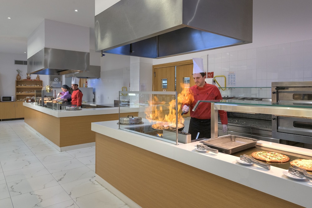 Oceanis Park Hotel — Restaurant in Ialyssos, South Aegean