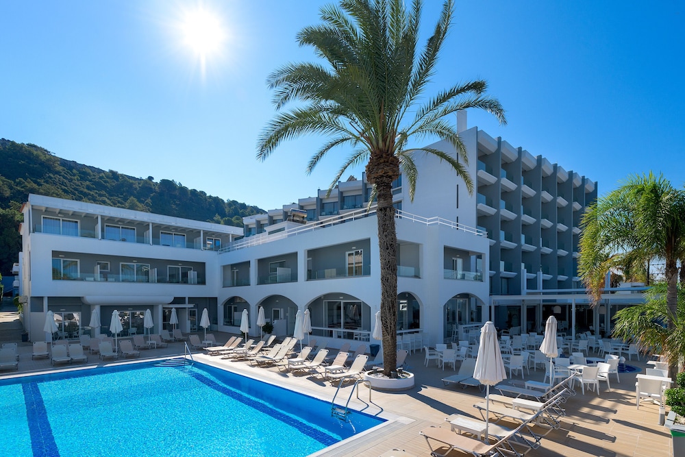 Oceanis Park Hotel — Pool in Ialyssos, South Aegean