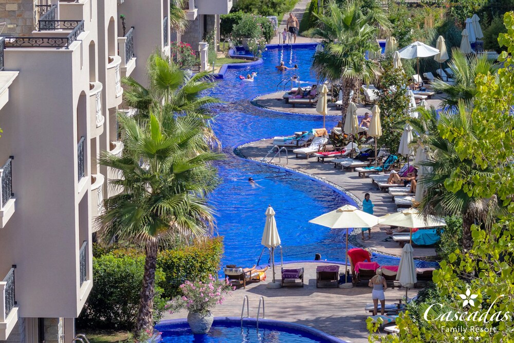 Cascadas Family Resort — Swimming pool in Sunny Beach, Burgas Region
