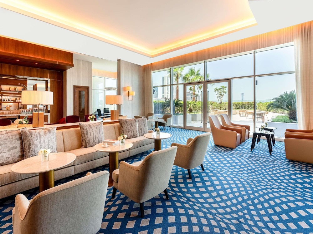 Grand Plaza Mövenpick Media City — Restaurant & bars in Dubai