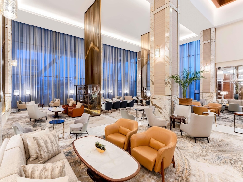 Grand Plaza Mövenpick Media City — Restaurant & bars in Dubai