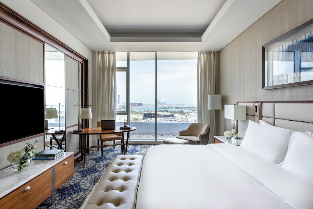 Grand Plaza Mövenpick Media City — Hotel rooms in Dubai