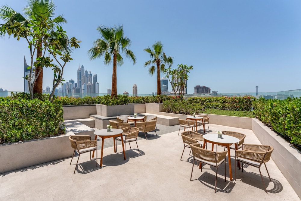 Grand Plaza Mövenpick Media City — Restaurant & bars in Dubai