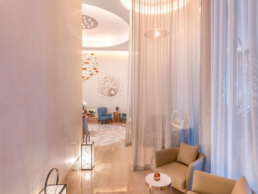 Grand Plaza Mövenpick Media City — Spa in Dubai