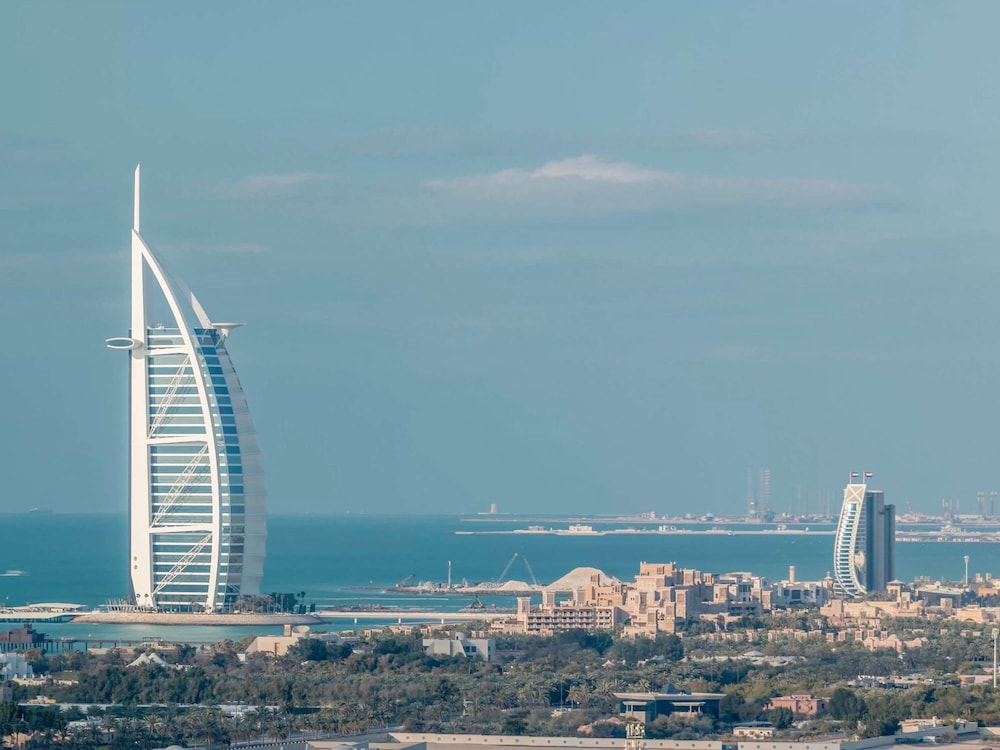 Grand Plaza Mövenpick Media City — Attractions in the area in Dubai