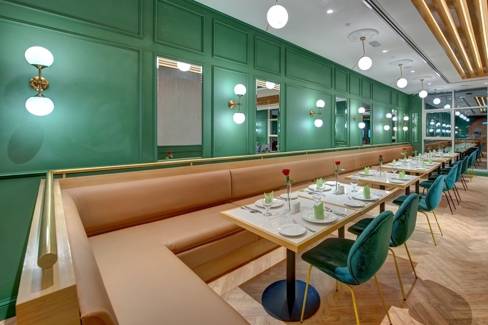 The S Hotel Al Barsha — Restaurant & bars in Dubai