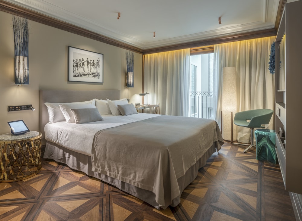 Hotel El Llorenç Parc de la Mar - Adults Only — Hotel rooms in Palma de Mallorca, Balearic Islands