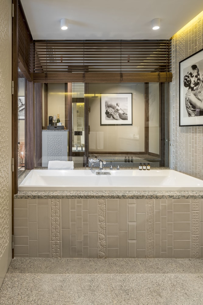Hotel El Llorenç Parc de la Mar - Adults Only — Hotel rooms in Palma de Mallorca, Balearic Islands
