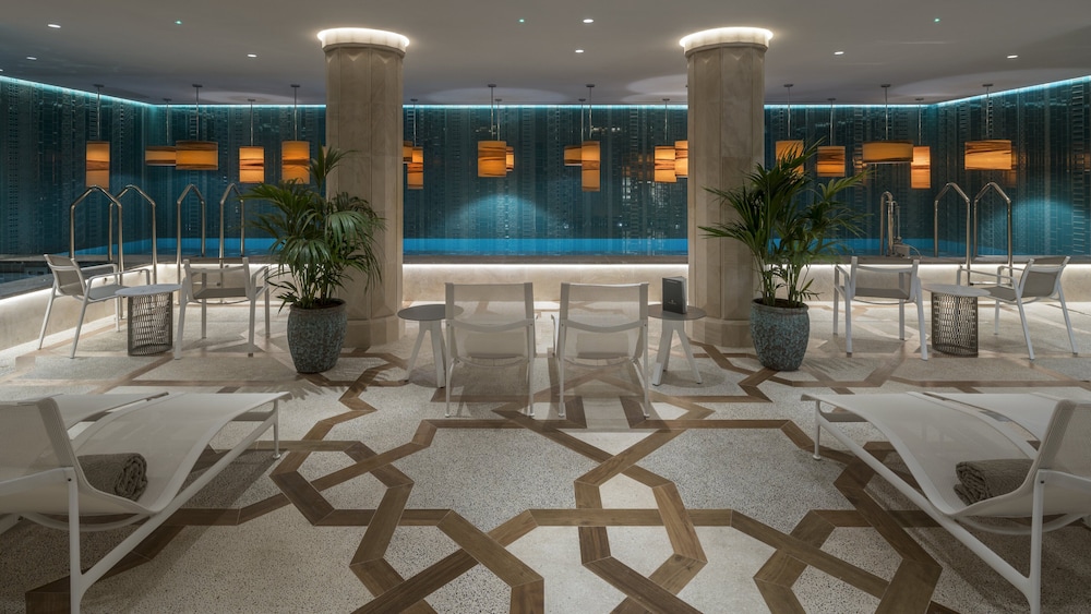 Hotel El Llorenç Parc de la Mar - Adults Only — Restaurant & bars in Palma de Mallorca, Balearic Islands