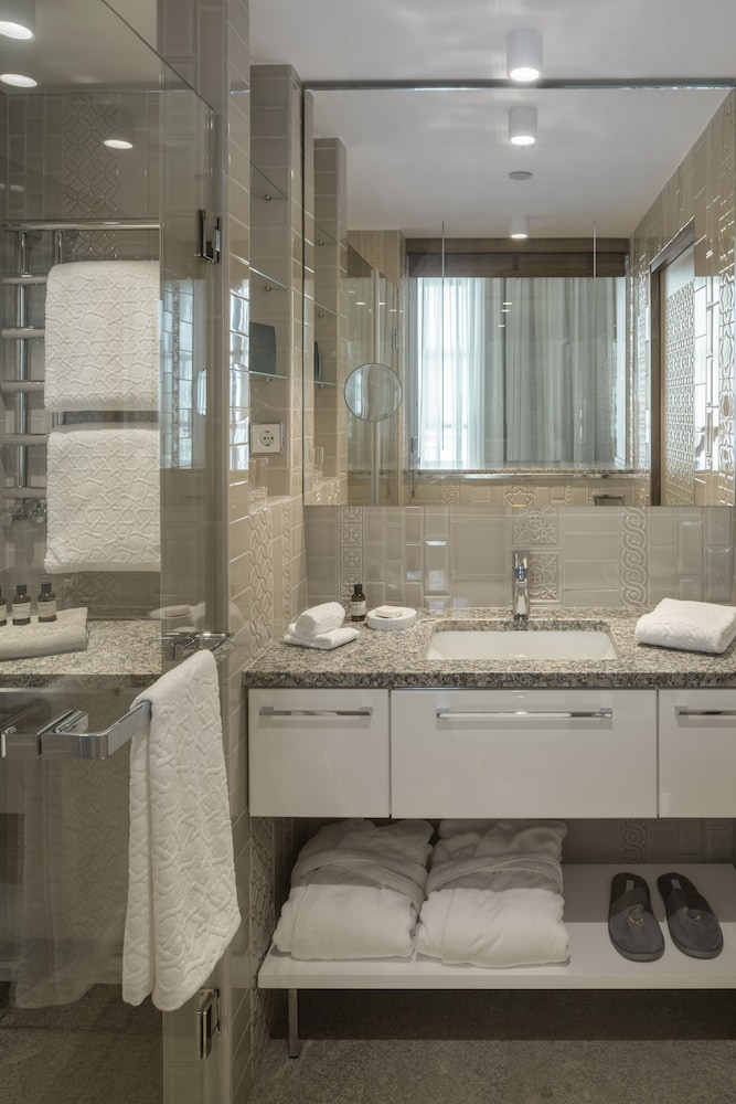 Hotel El Llorenç Parc de la Mar - Adults Only — Hotel rooms in Palma de Mallorca, Balearic Islands