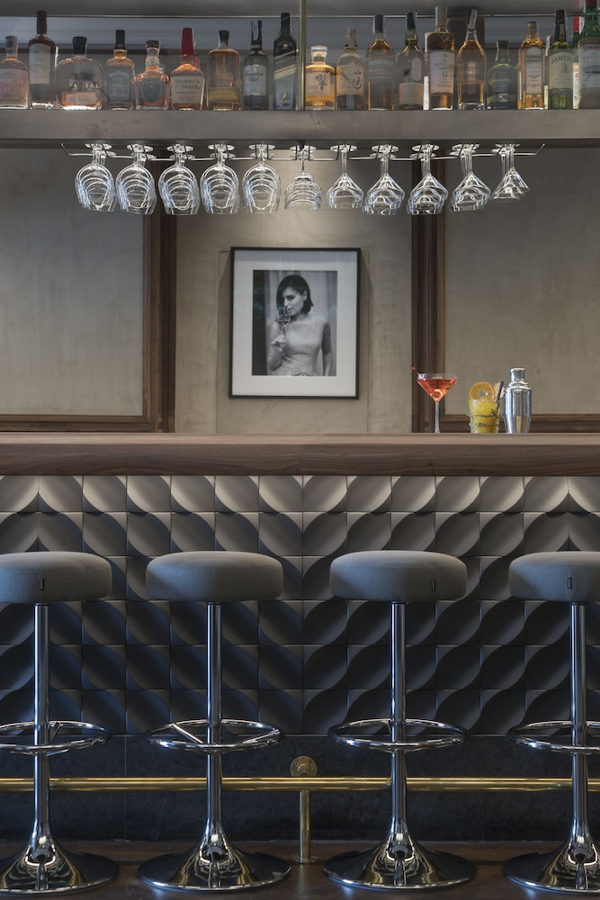 Hotel El Llorenç Parc de la Mar - Adults Only — Restaurant & bars in Palma de Mallorca, Balearic Islands