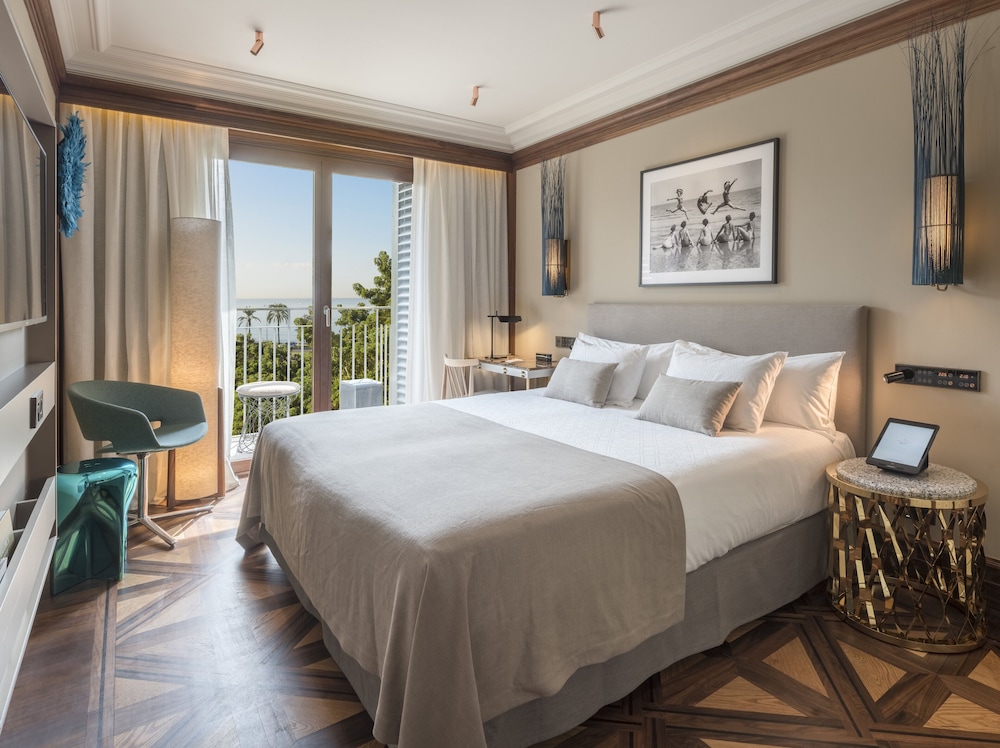 Hotel El Llorenç Parc de la Mar - Adults Only — Hotel rooms in Palma de Mallorca, Balearic Islands