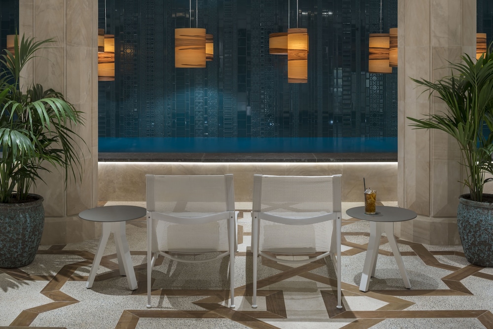 Hotel El Llorenç Parc de la Mar - Adults Only — Restaurant & bars in Palma de Mallorca, Balearic Islands