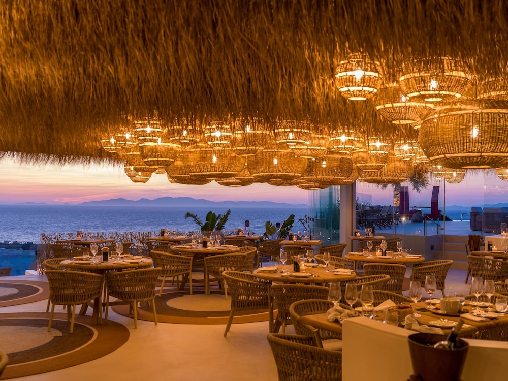 Andronis Arcadia Hotel — Restaurant & bars in Oia, South Aegean
