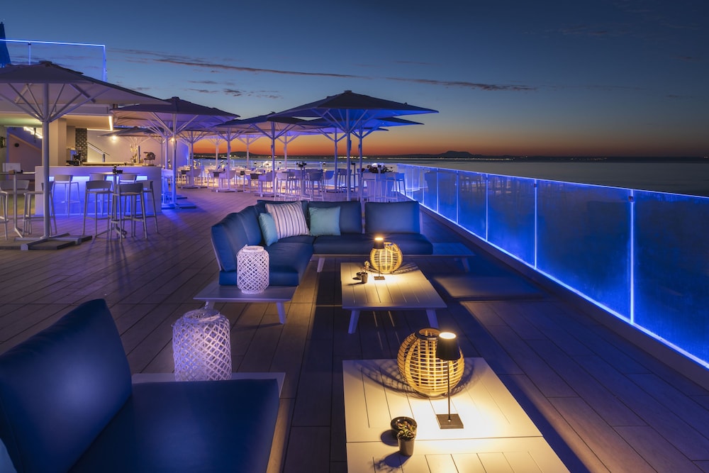 Elba Sunset Mallorca Thalasso Spa — Restaurant & bars in Magaluf, Balearic Islands