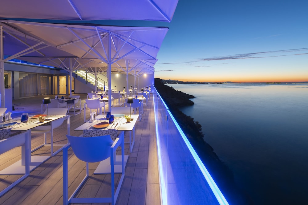 Elba Sunset Mallorca Thalasso Spa — Restaurant & bars in Magaluf, Balearic Islands