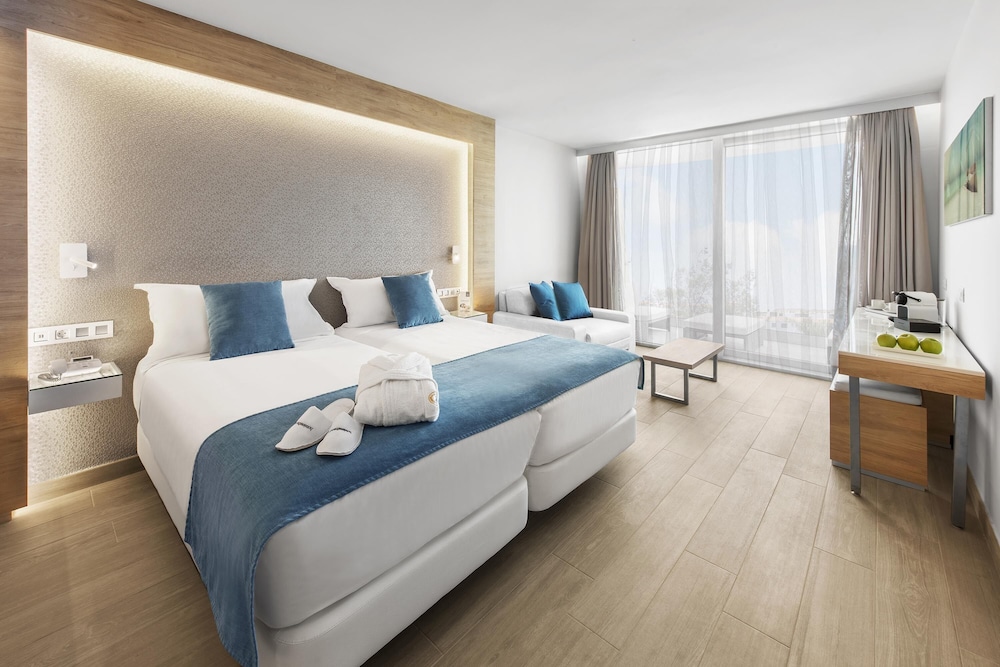 Elba Sunset Mallorca Thalasso Spa — Hotel rooms in Magaluf, Balearic Islands