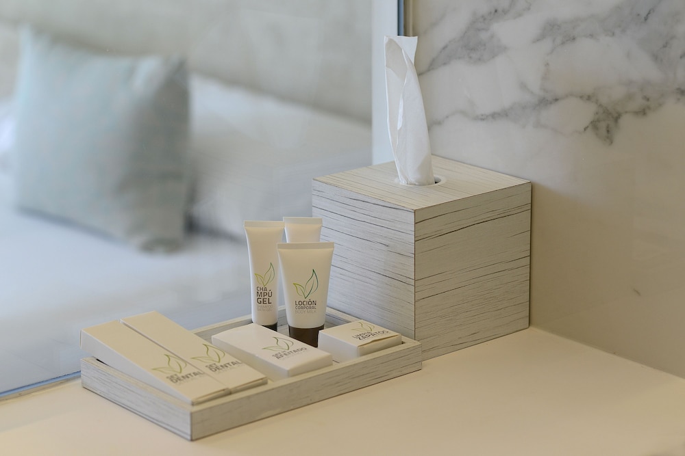 Elba Sunset Mallorca Thalasso Spa — Hotel rooms in Magaluf, Balearic Islands