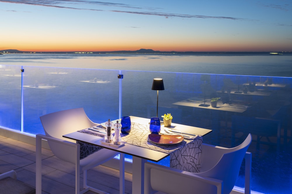 Elba Sunset Mallorca Thalasso Spa — Restaurant & bars in Magaluf, Balearic Islands
