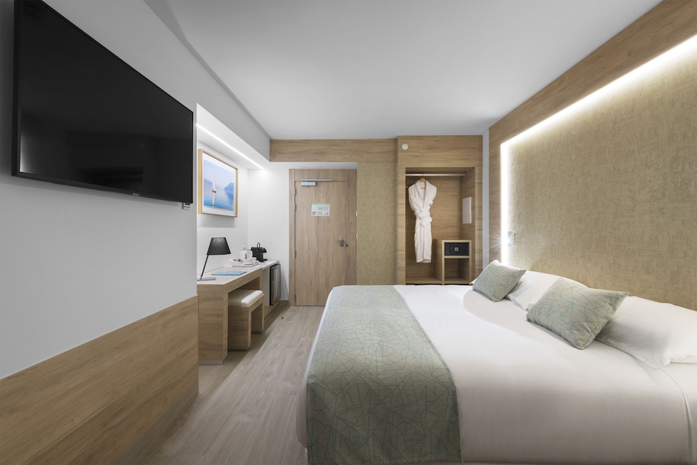 Elba Sunset Mallorca Thalasso Spa — Hotel rooms in Magaluf, Balearic Islands