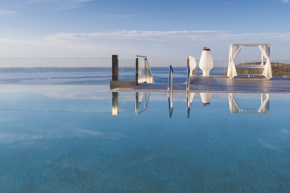 Elba Sunset Mallorca Thalasso Spa — Swimming pool in Magaluf, Balearic Islands