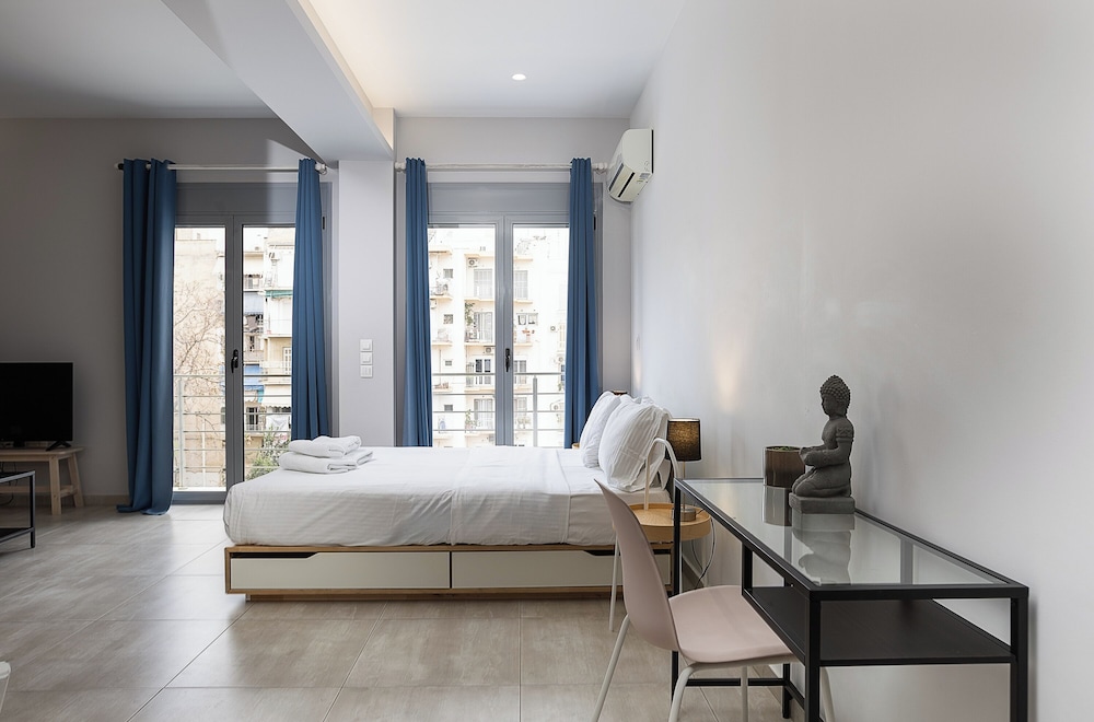 The Omnia Collection Pagrati — Rooms in Athens, Attica