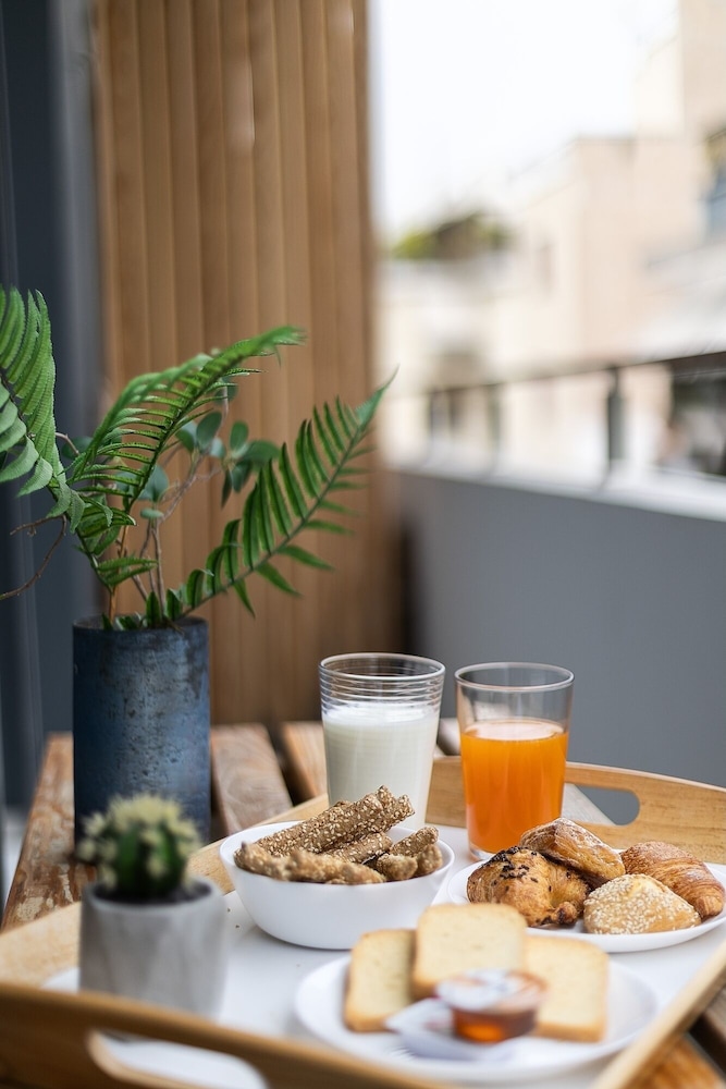 The Omnia Collection Pagrati — Restaurant in Athens, Attica