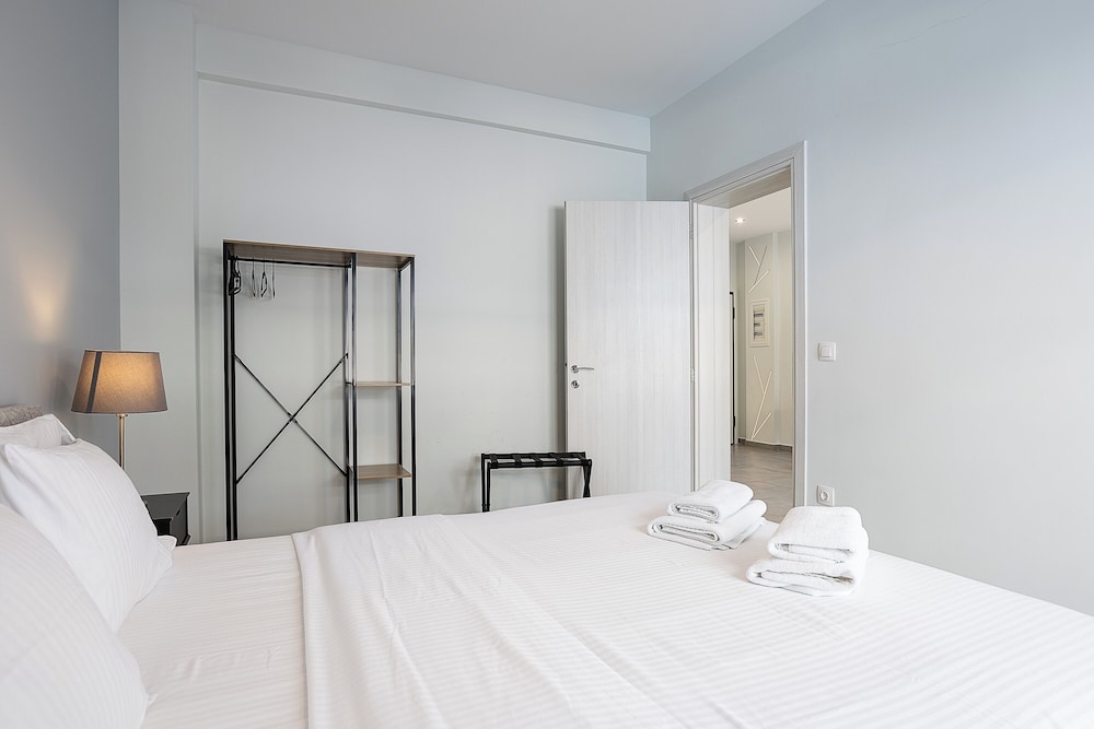 The Omnia Collection Pagrati — Rooms in Athens, Attica
