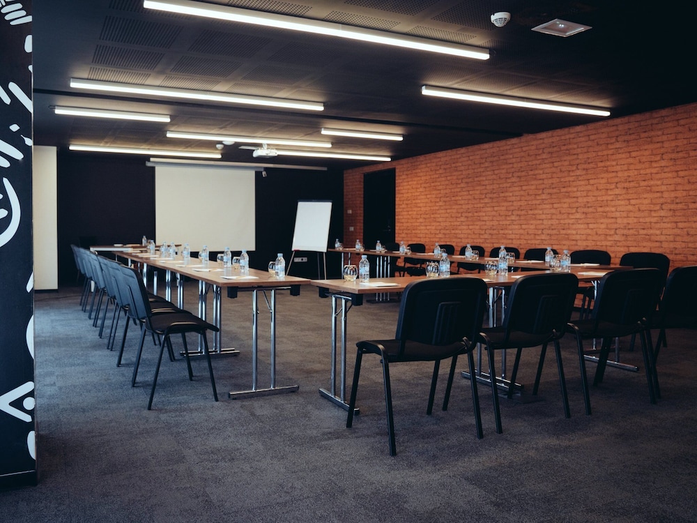 ONOMO Hotel Casablanca Sidi Maarouf — Hotel building in Casablanca