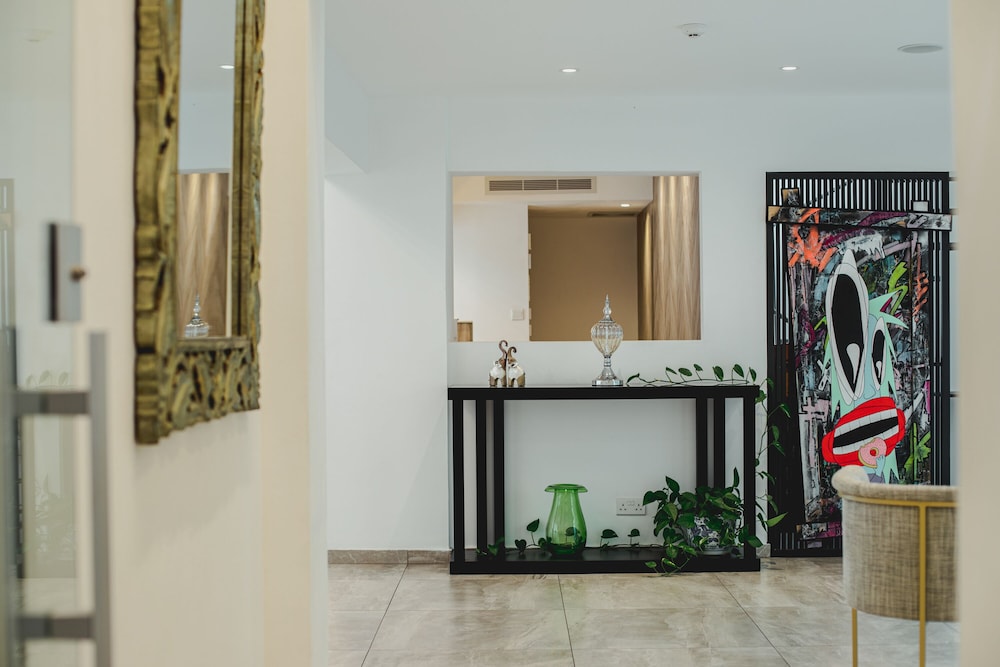 Roseum Boutique Hotel — Hotel building in Larnaca, Larnaca Region